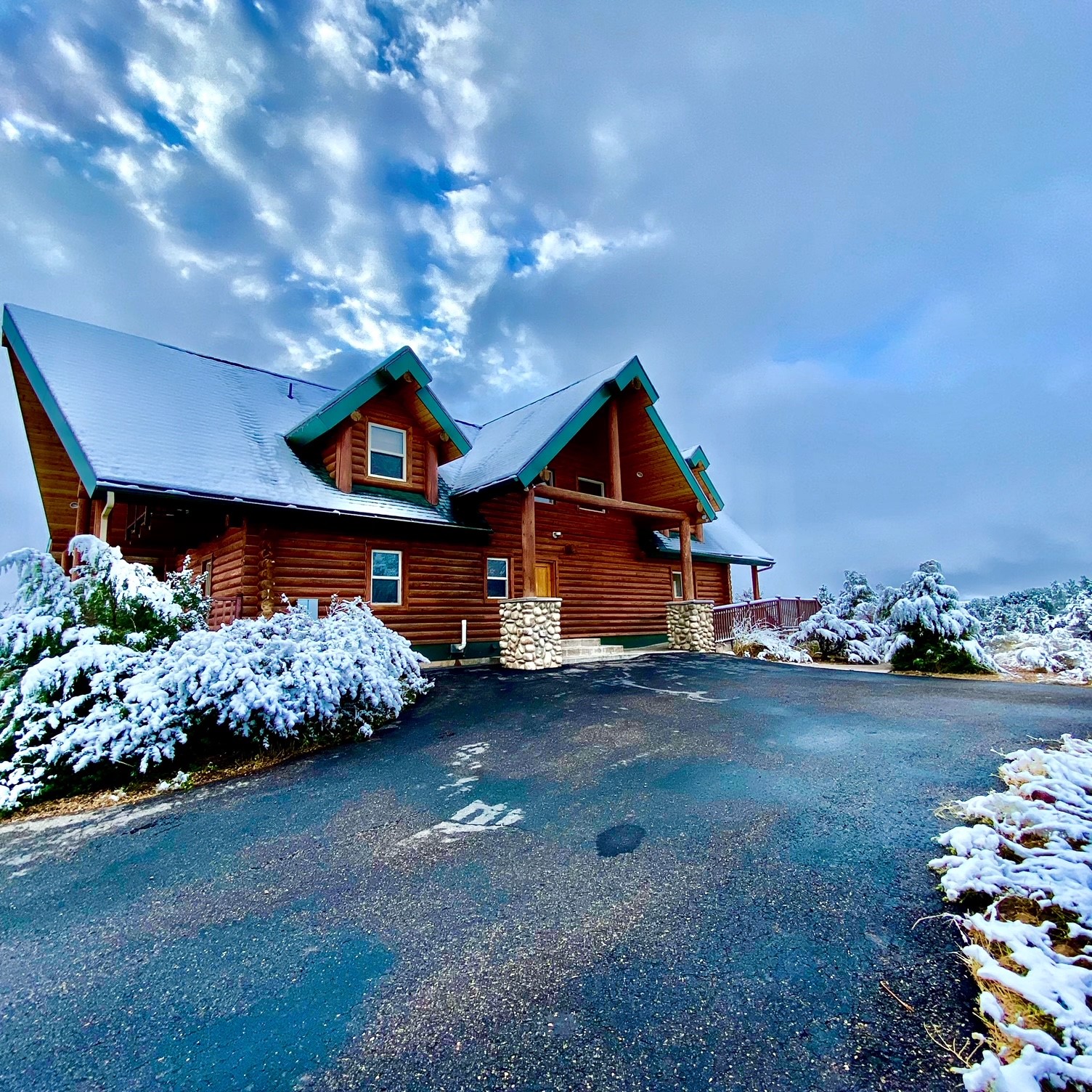 Christmas at Six Lakes Fishing Resort in Utah