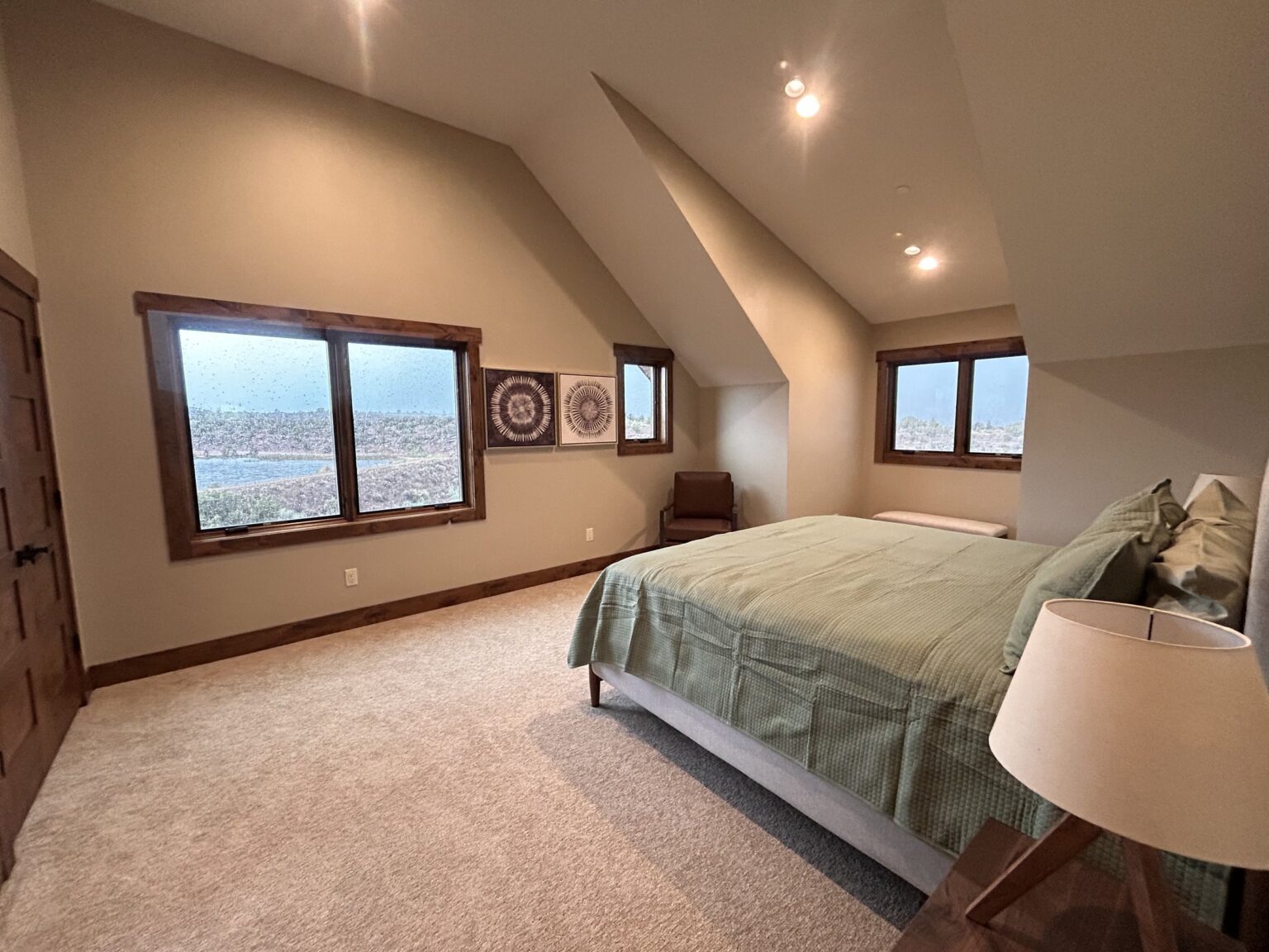 Cliff Lake Lodge: Upstairs Bedrooms