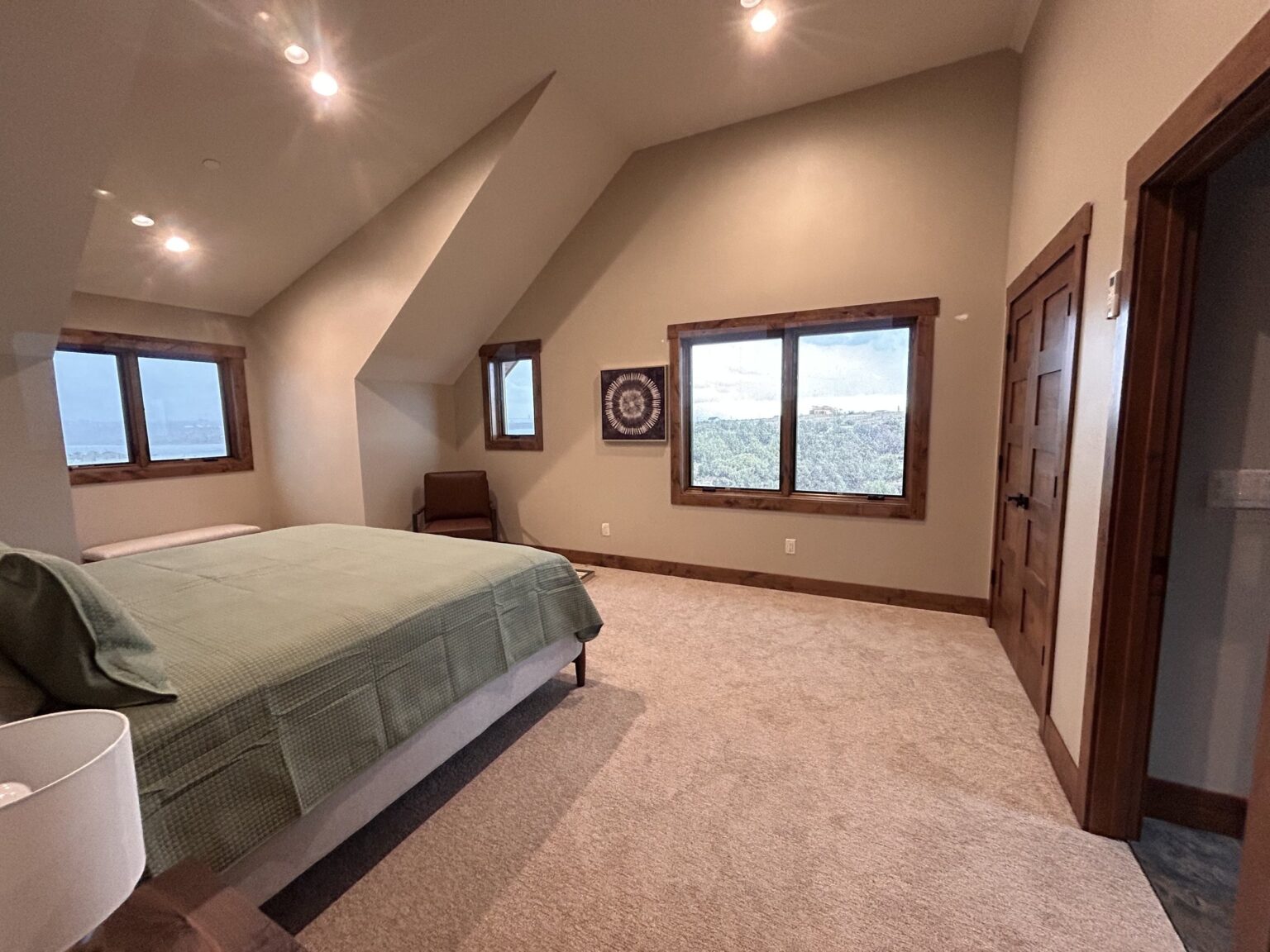 Cliff Lake Lodge: Upstairs Bedrooms