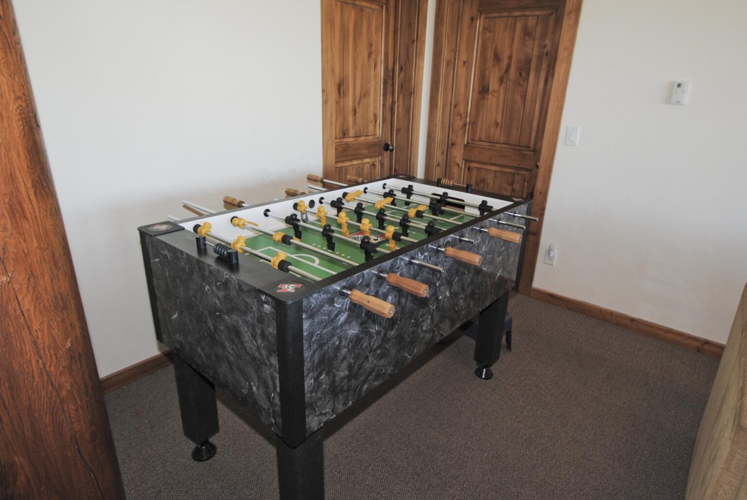 Loon Lodge: TV & game room